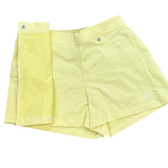 Nike Sportswear Tech Pack High-Rise Skort - Picture 3 of 8